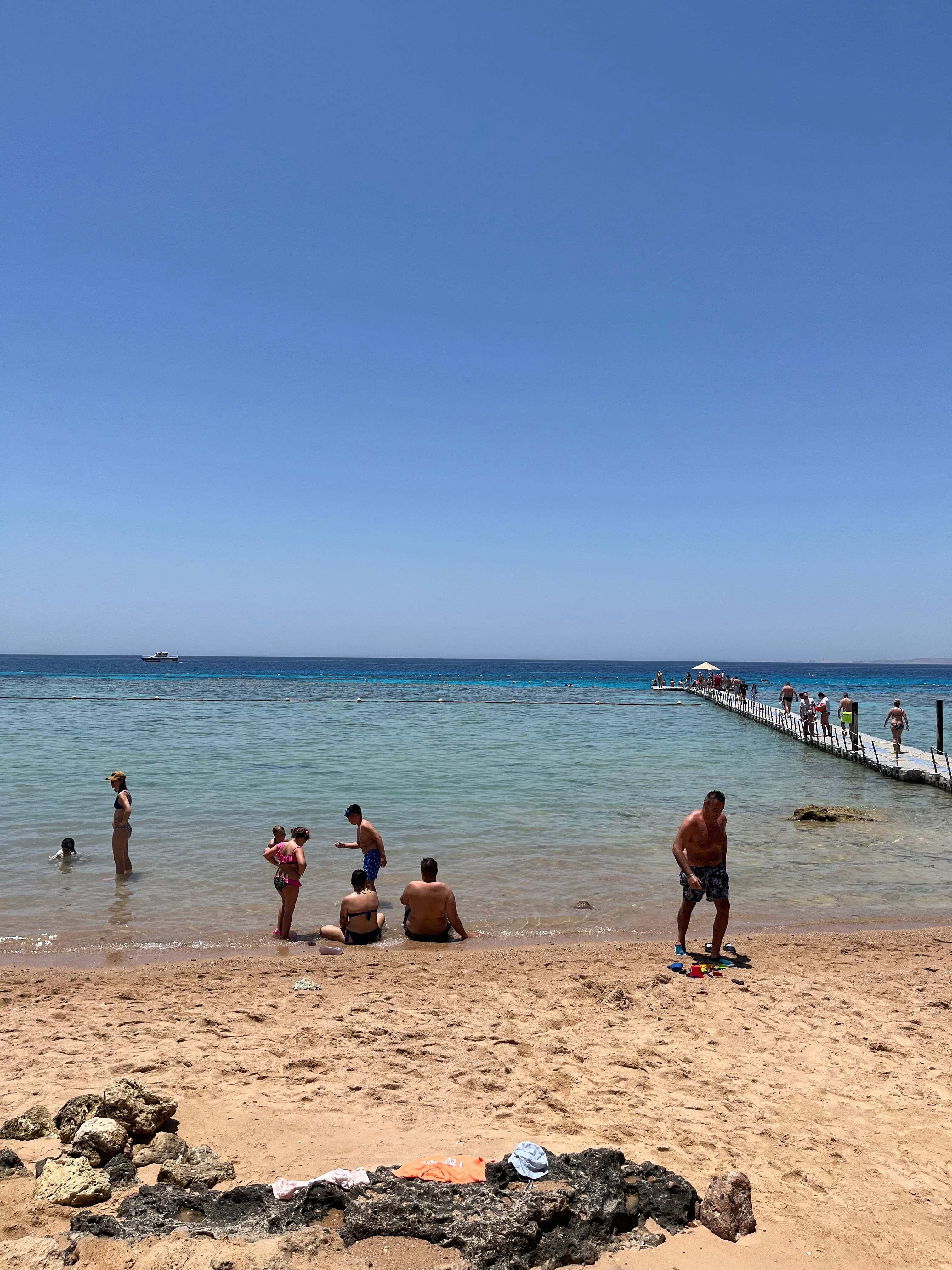 Фото Reef Oasis Beach