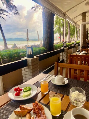 Внешний вид отеля Best Western Premier Bangtao Beach Resort & SPA в Чонге Тале, фото 4