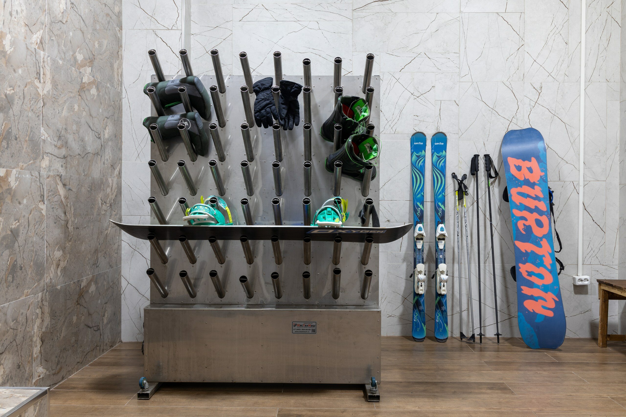 Фото Red Wood by Provence