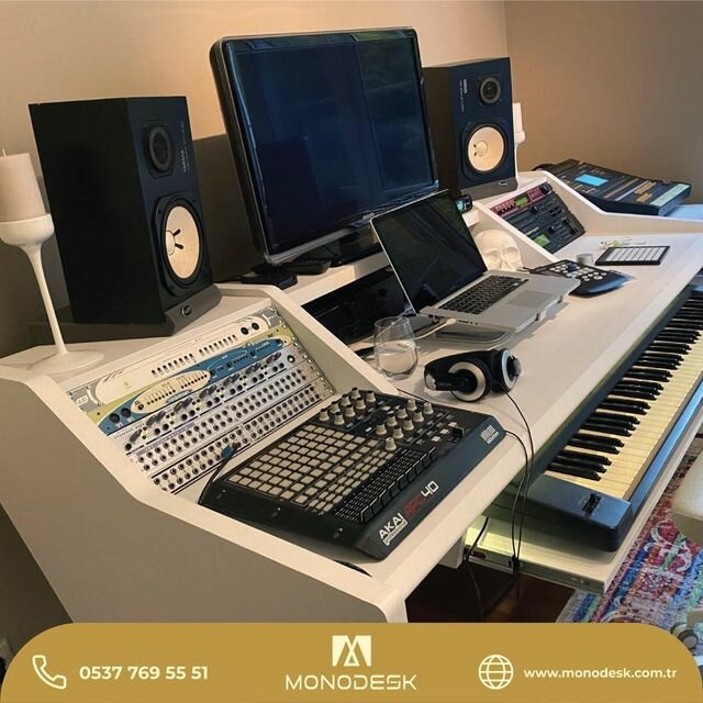 Music store Monodesk, Izmir, photo