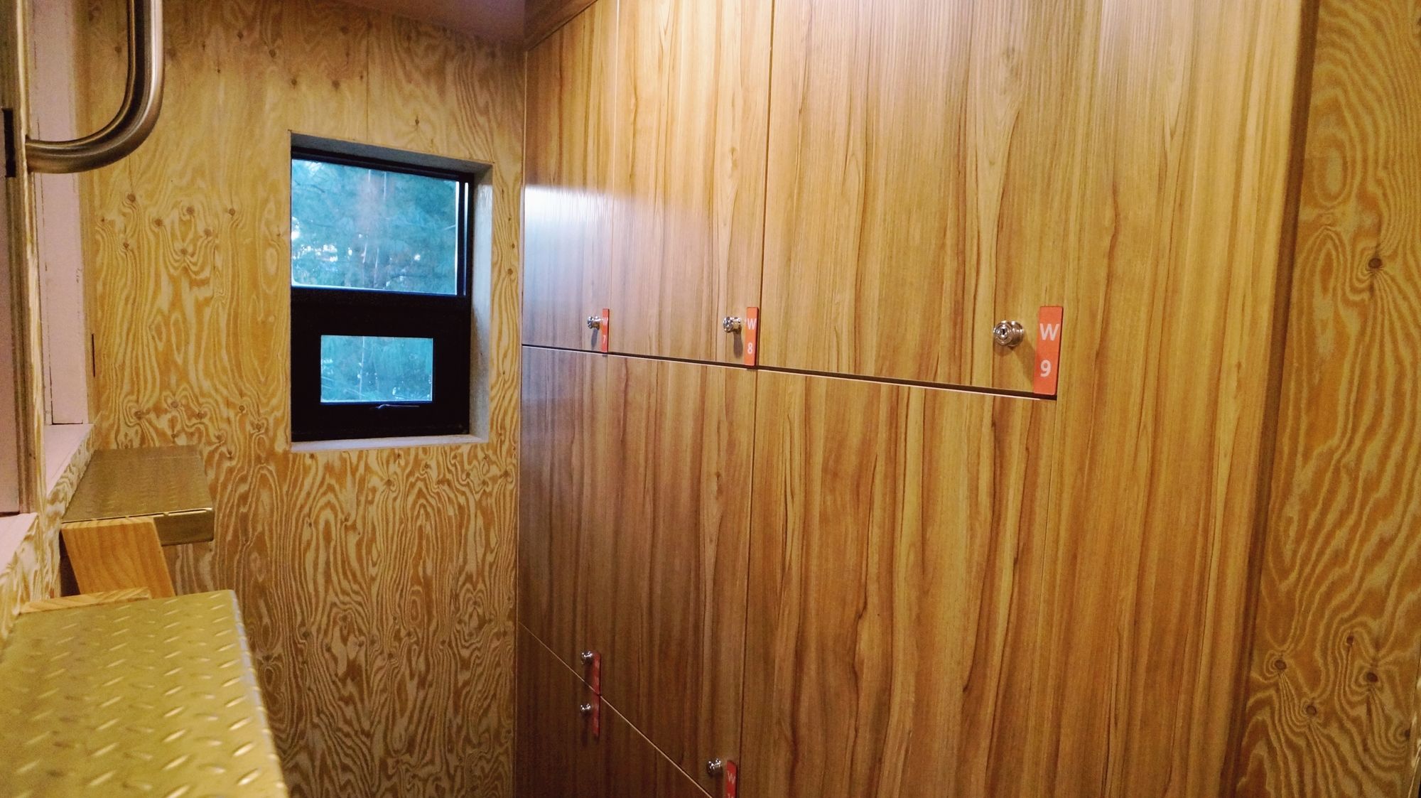 Фото Capsule Majung