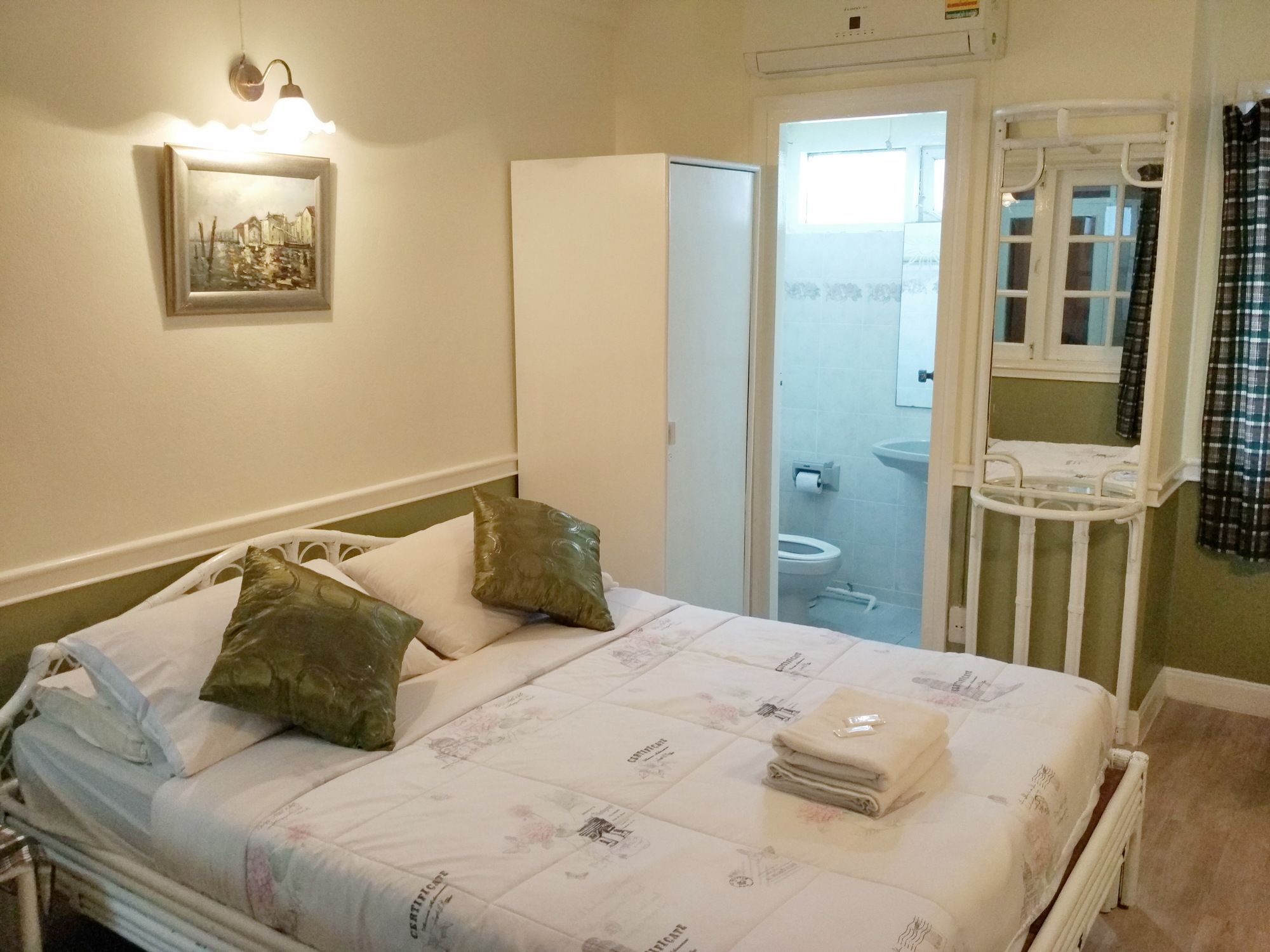 Фото White Lodge