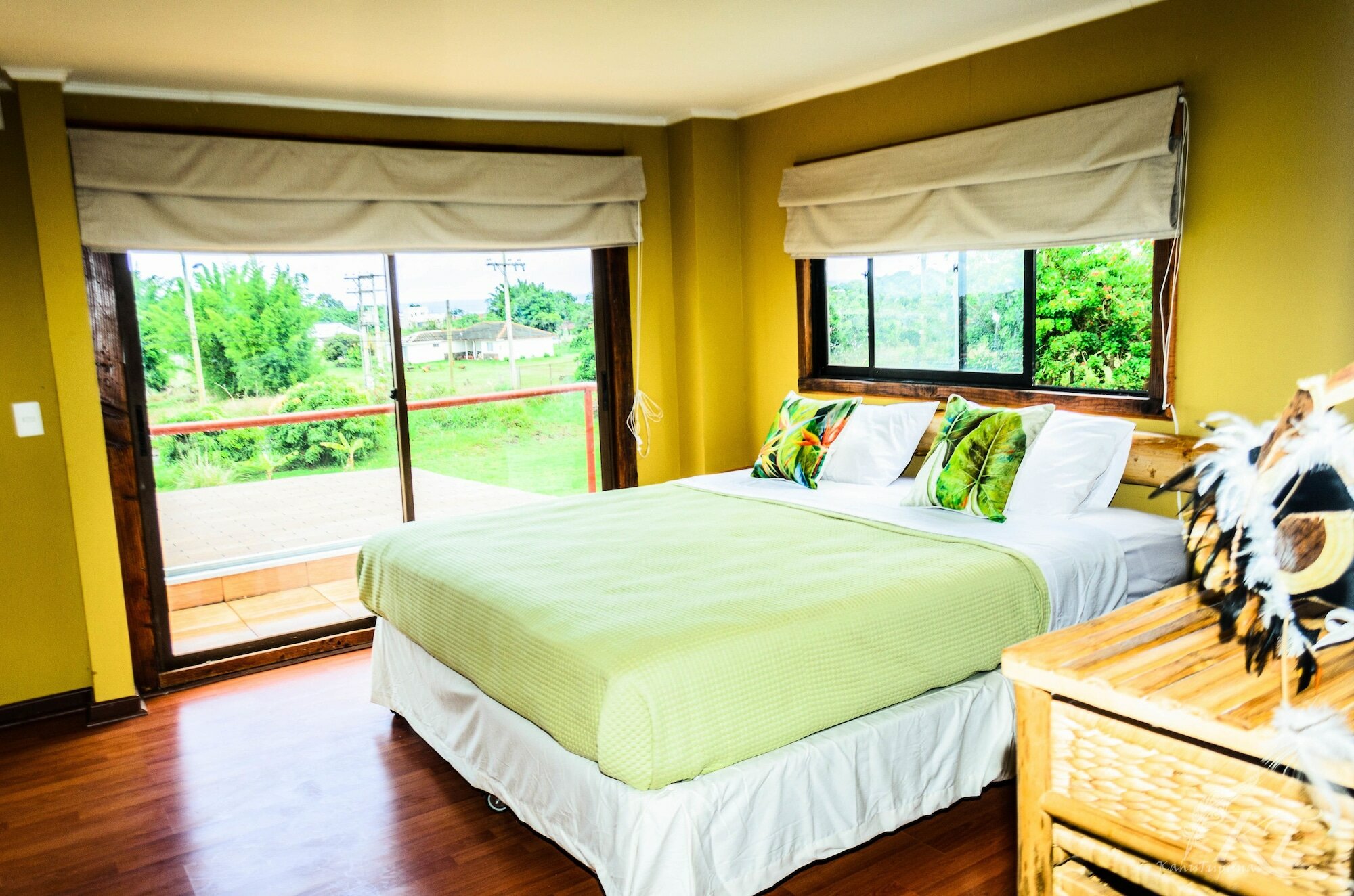 Фото Hotel Uka Mana