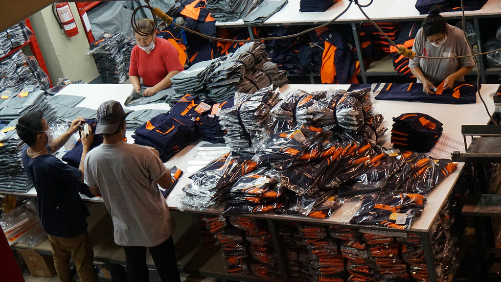 Convenience store Confecciones Atlanta, Lima, photo