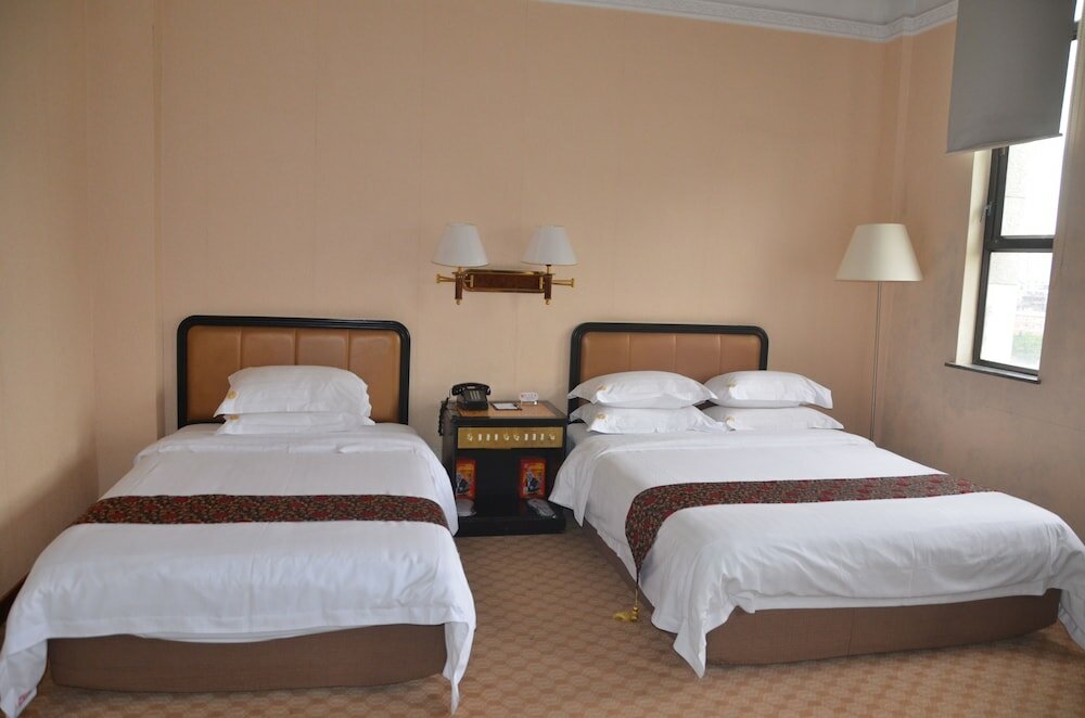 Фото Guangzhou Aiqun Hotel