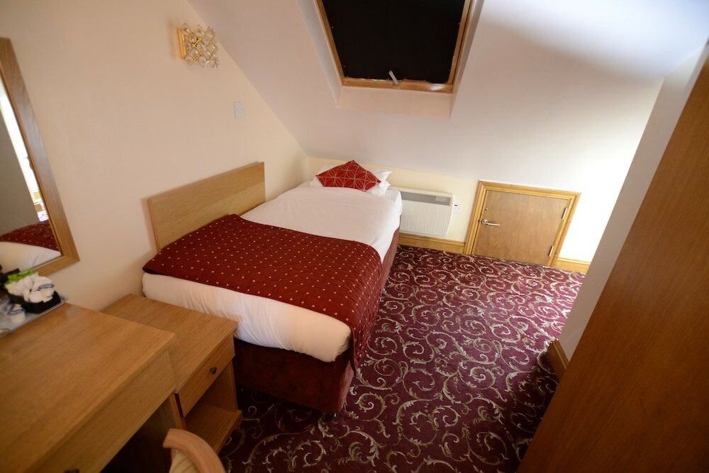 Фото Britannia Inn Hotel