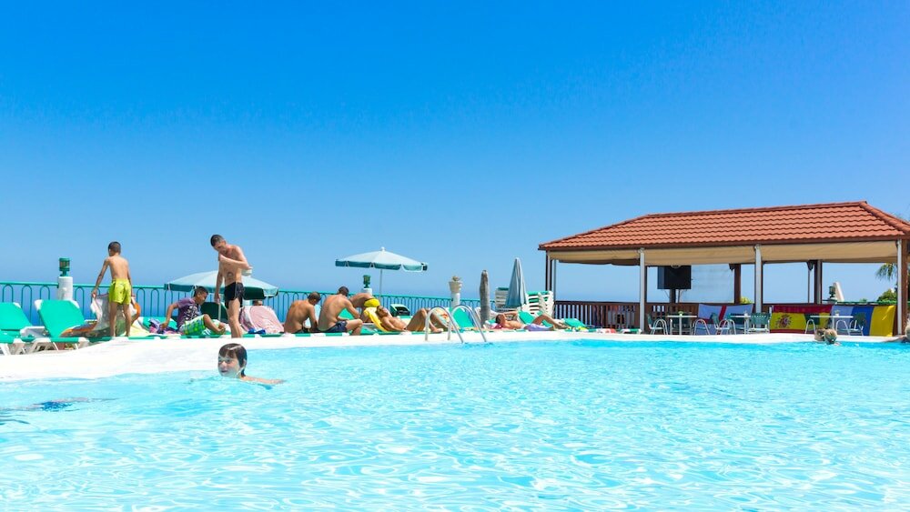 Фото Apartamentos Monteparaiso