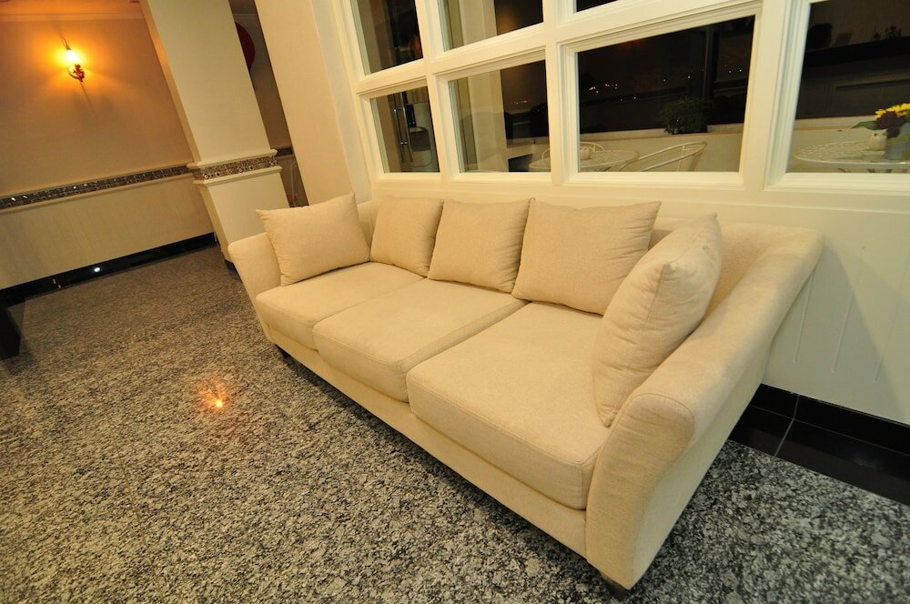 Фото 1 Million Hotel