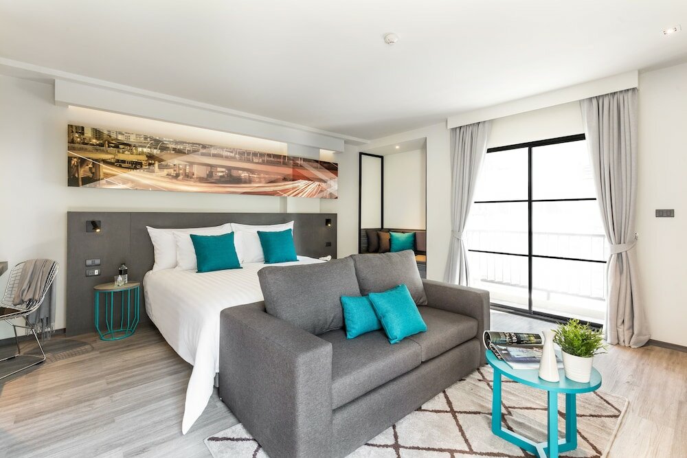 Фото Cross Vibe Sukhumvit Hotel