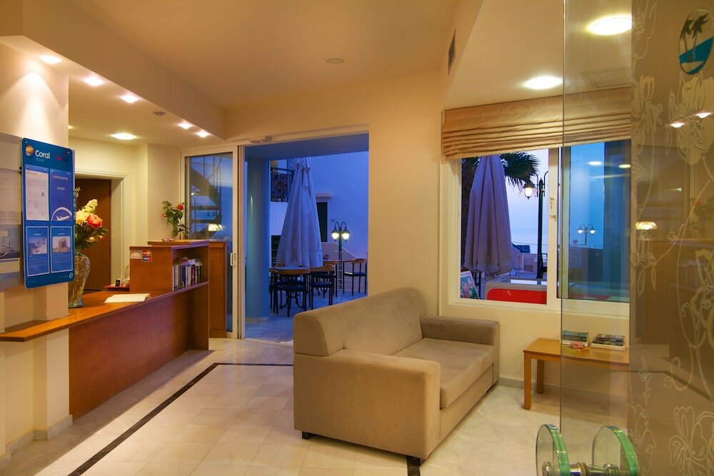 Фото Radamanthy's Hotel Apartments