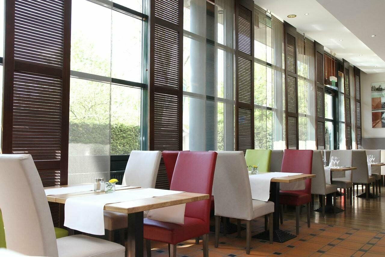 Фото Steigenberger Hotel Dortmund