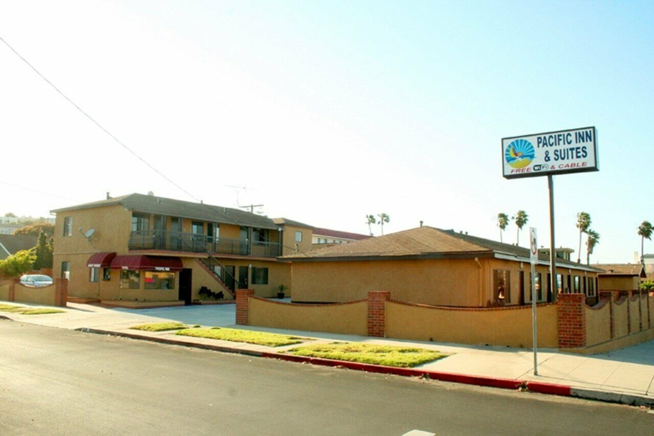 Фото Pacific Inn & Suites