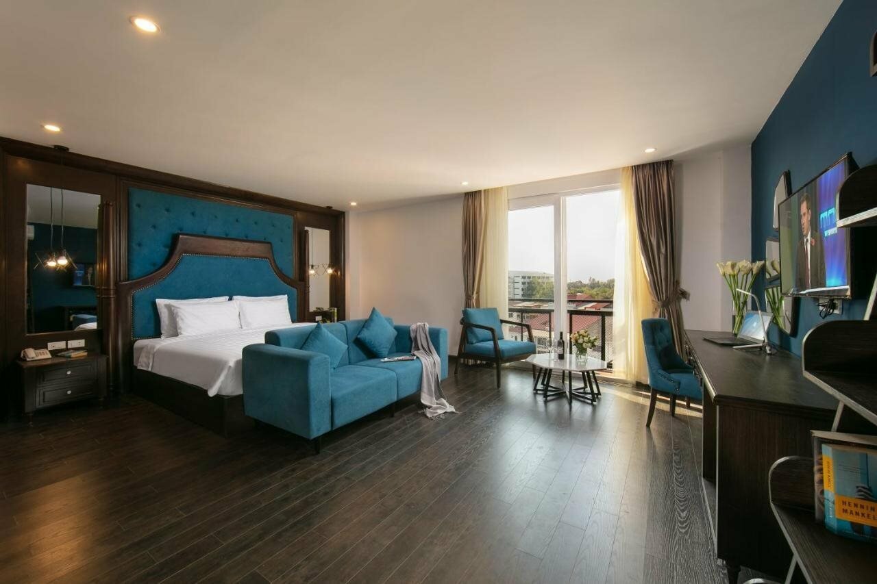 Фото Azalea Parkview Hotel