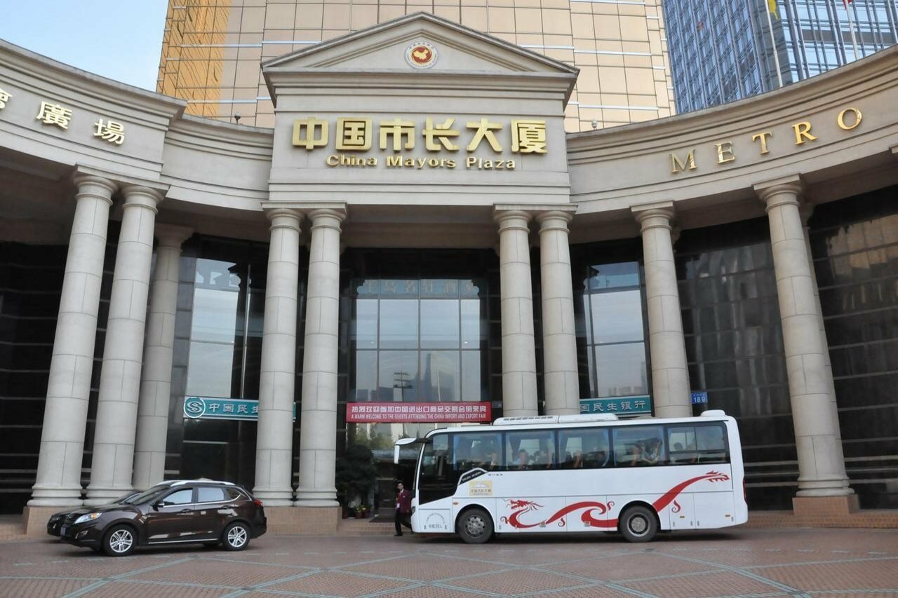 Фото отеля 1