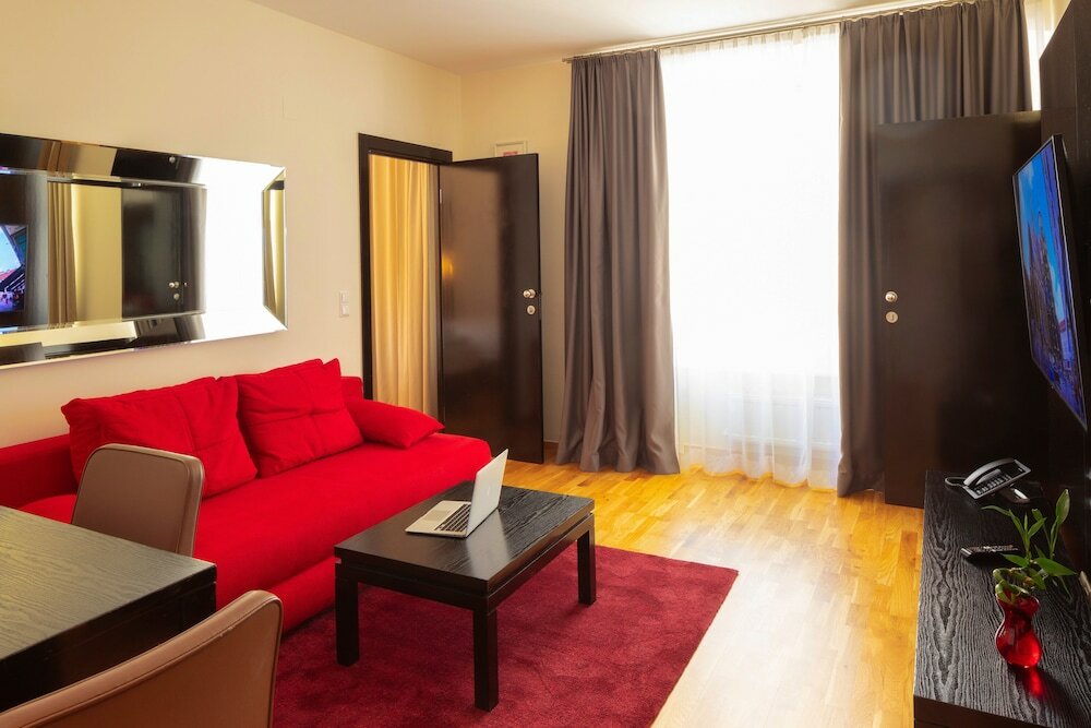 Фото The Levante Rathaus Apartments