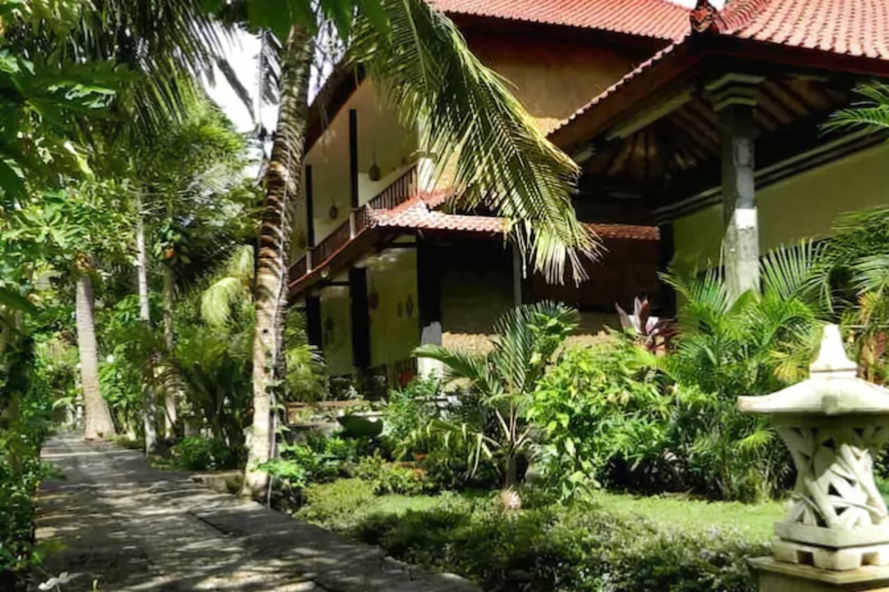 Фото Bali Bhuana Beach Cottages