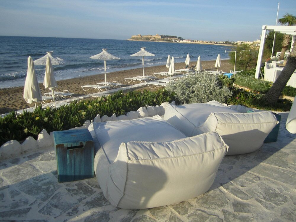 Фото Petradi Beach Lounge Hotel