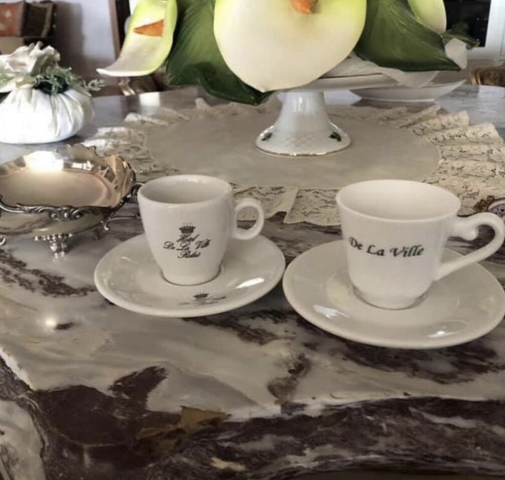 Фото Hotel De La Ville Relais