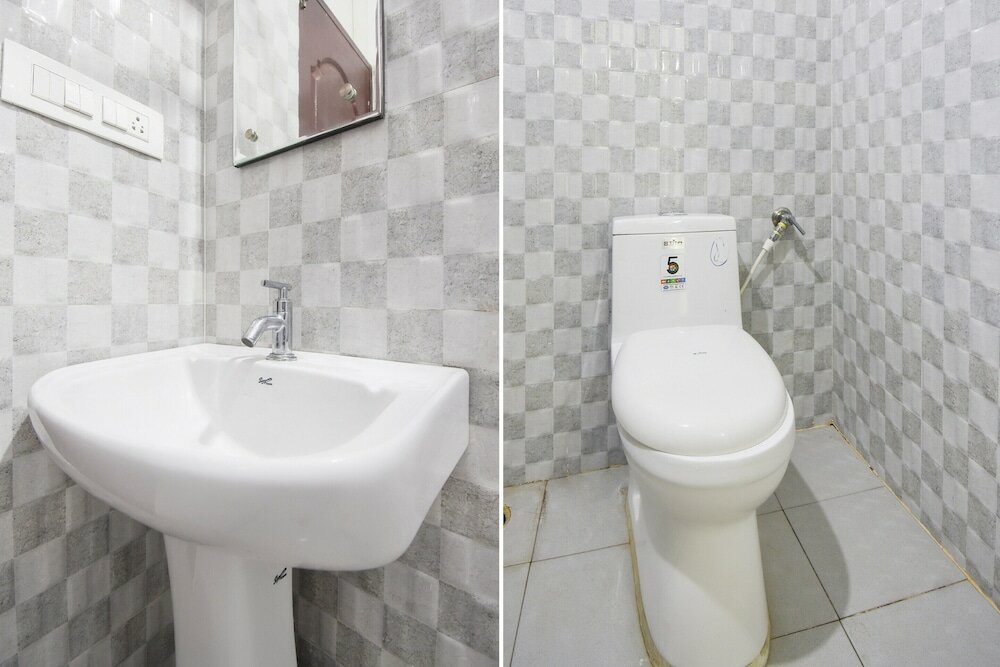 Фото Oyo 62496 Srigandha Party Hall