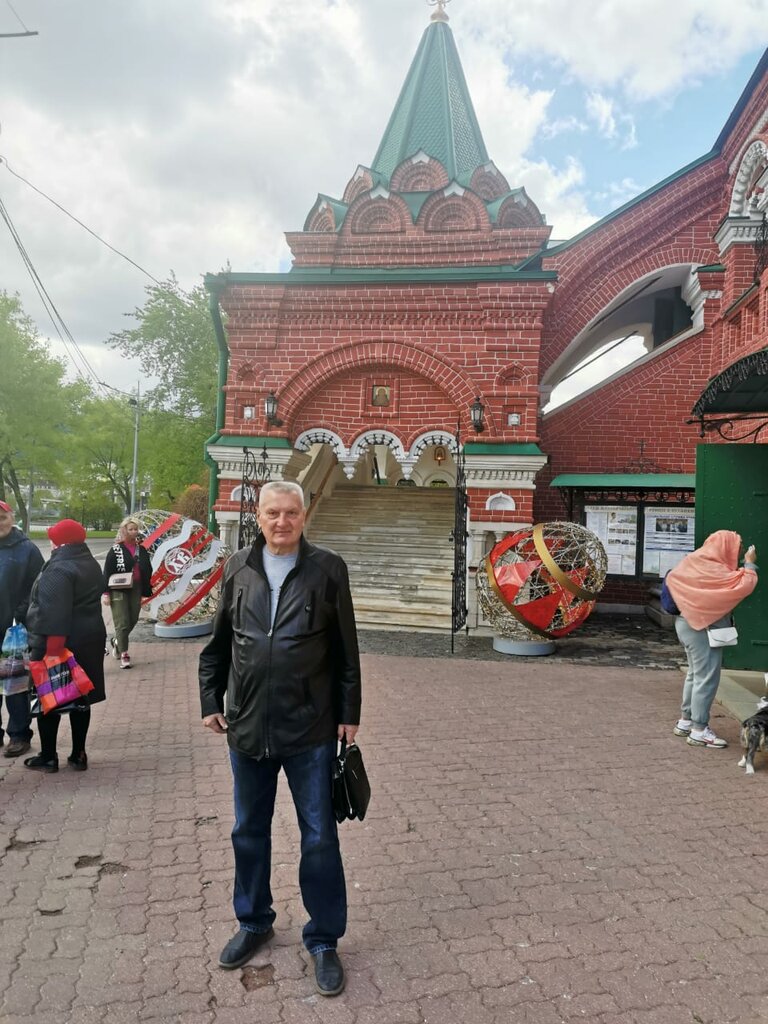 Православный храм Храм Живоначальной Троицы в Хорошеве, Москва, фото