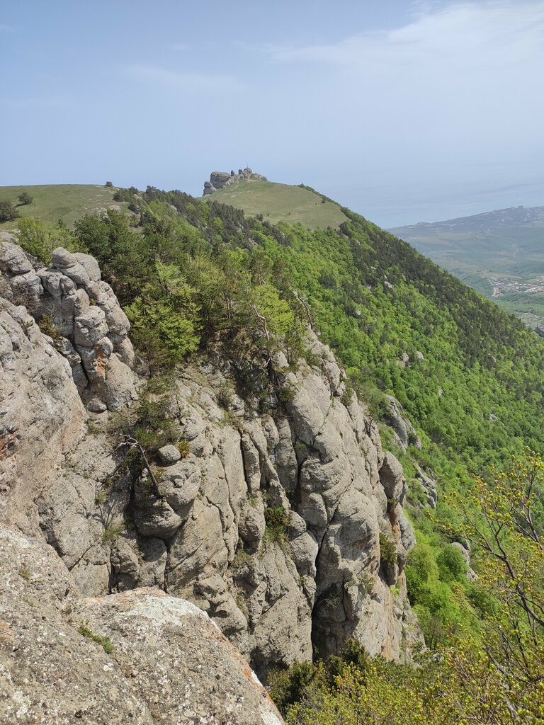 Mountain peak Mountain South Demerdzhi, Republic of Crimea, photo