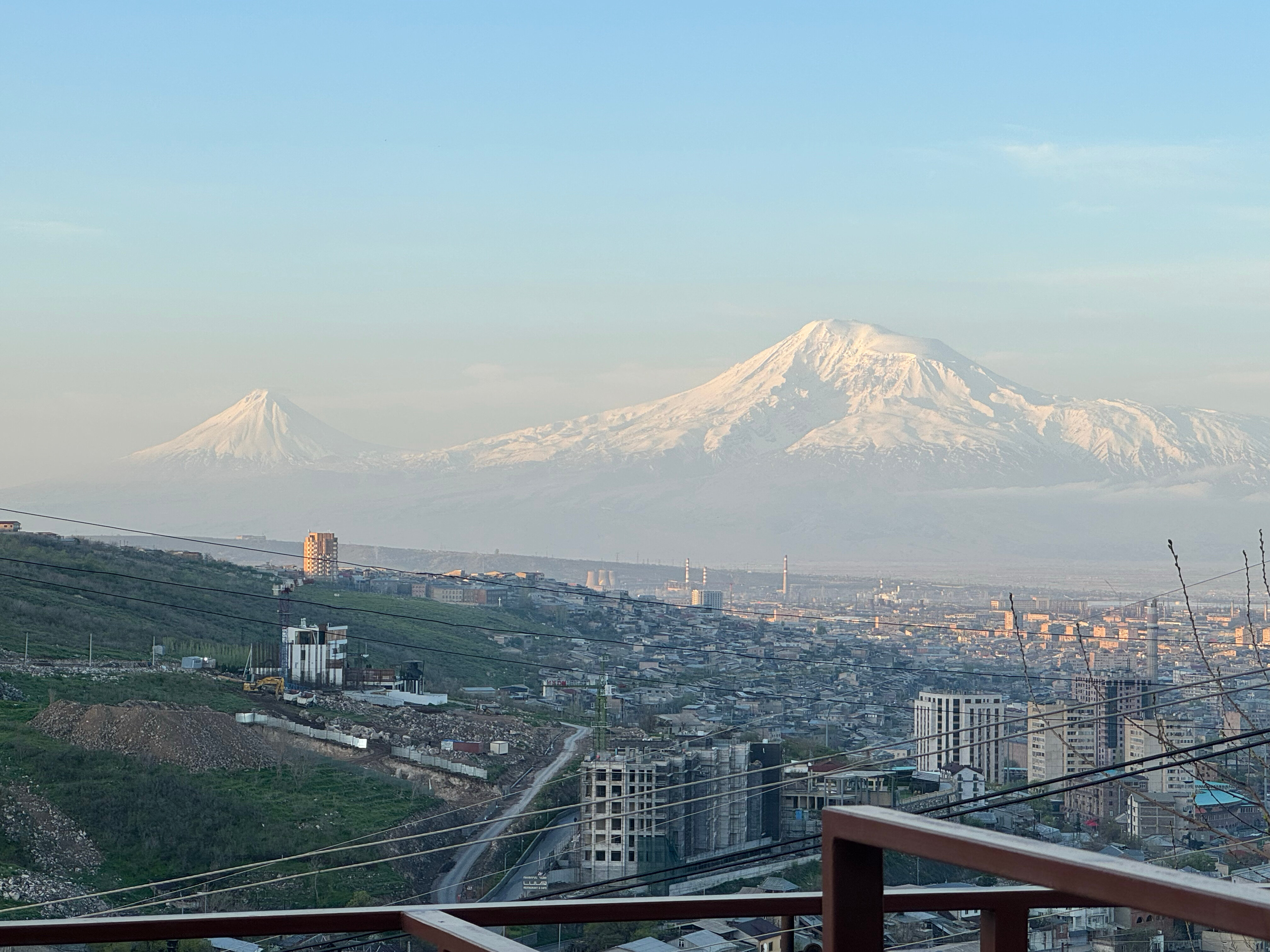 Фото Regineh Hotel