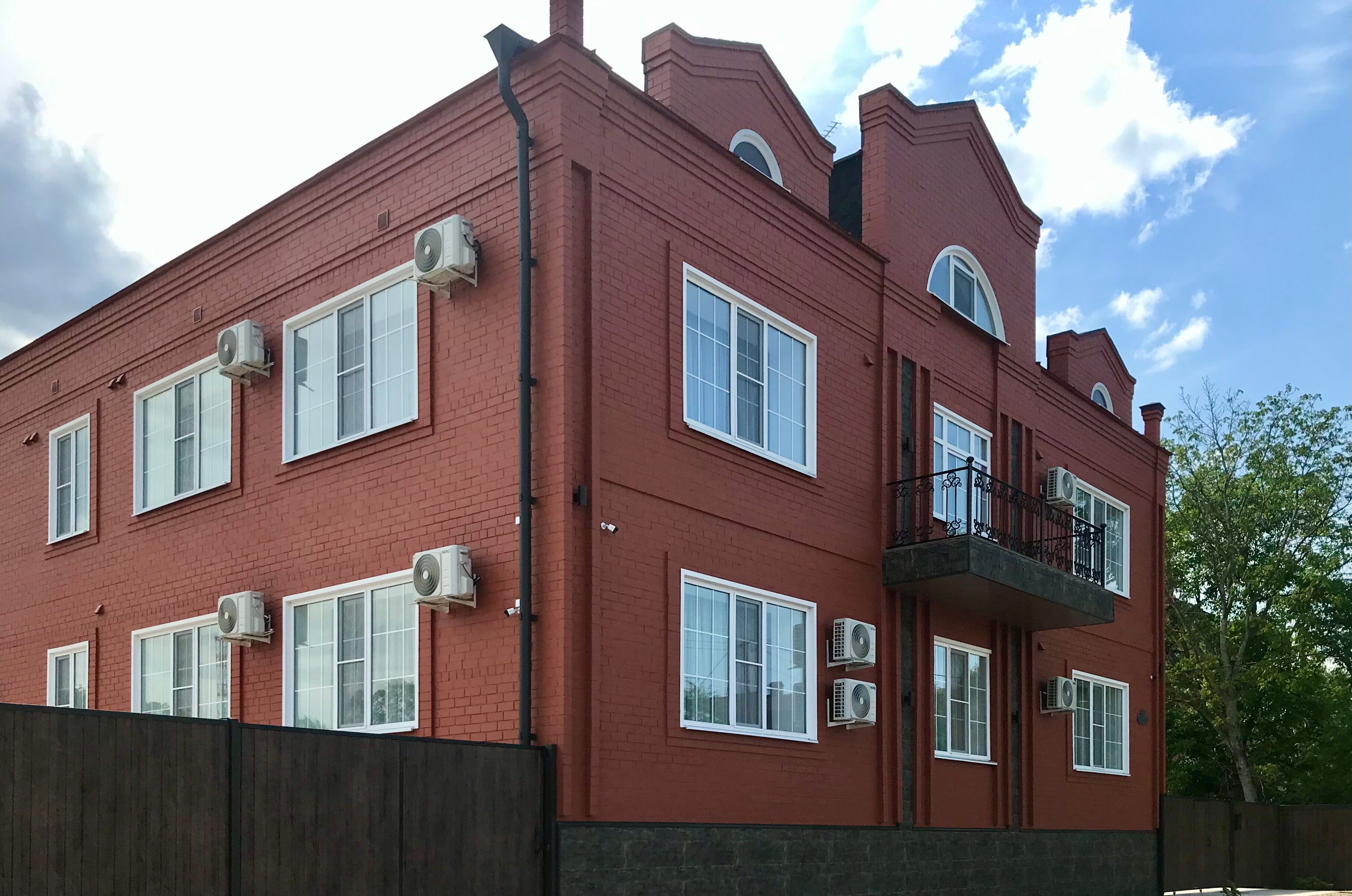 Фото Eva Apartments