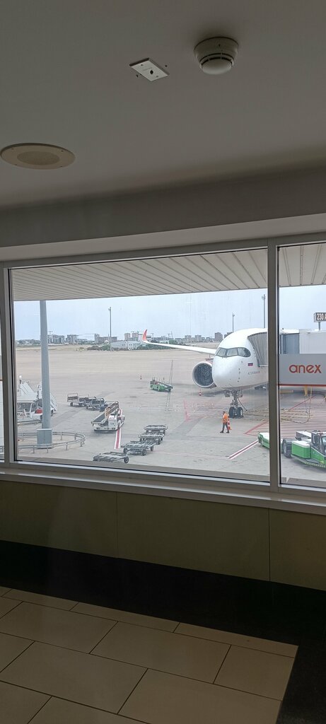 Havaalanı terminali Antalya Havalimanı Dış Hatlar Terminal 2, Muratpaşa, foto