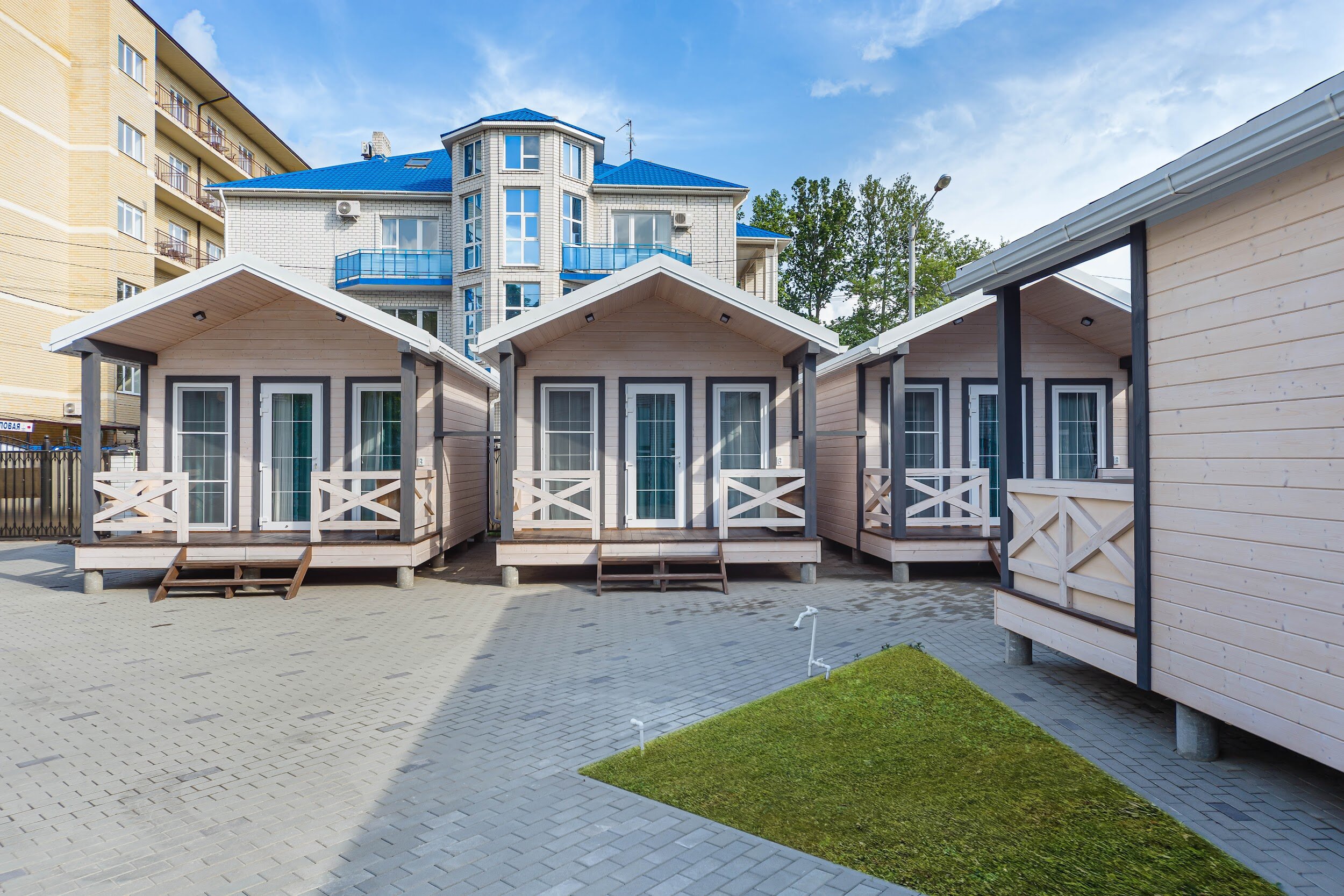 Фото отеля 2