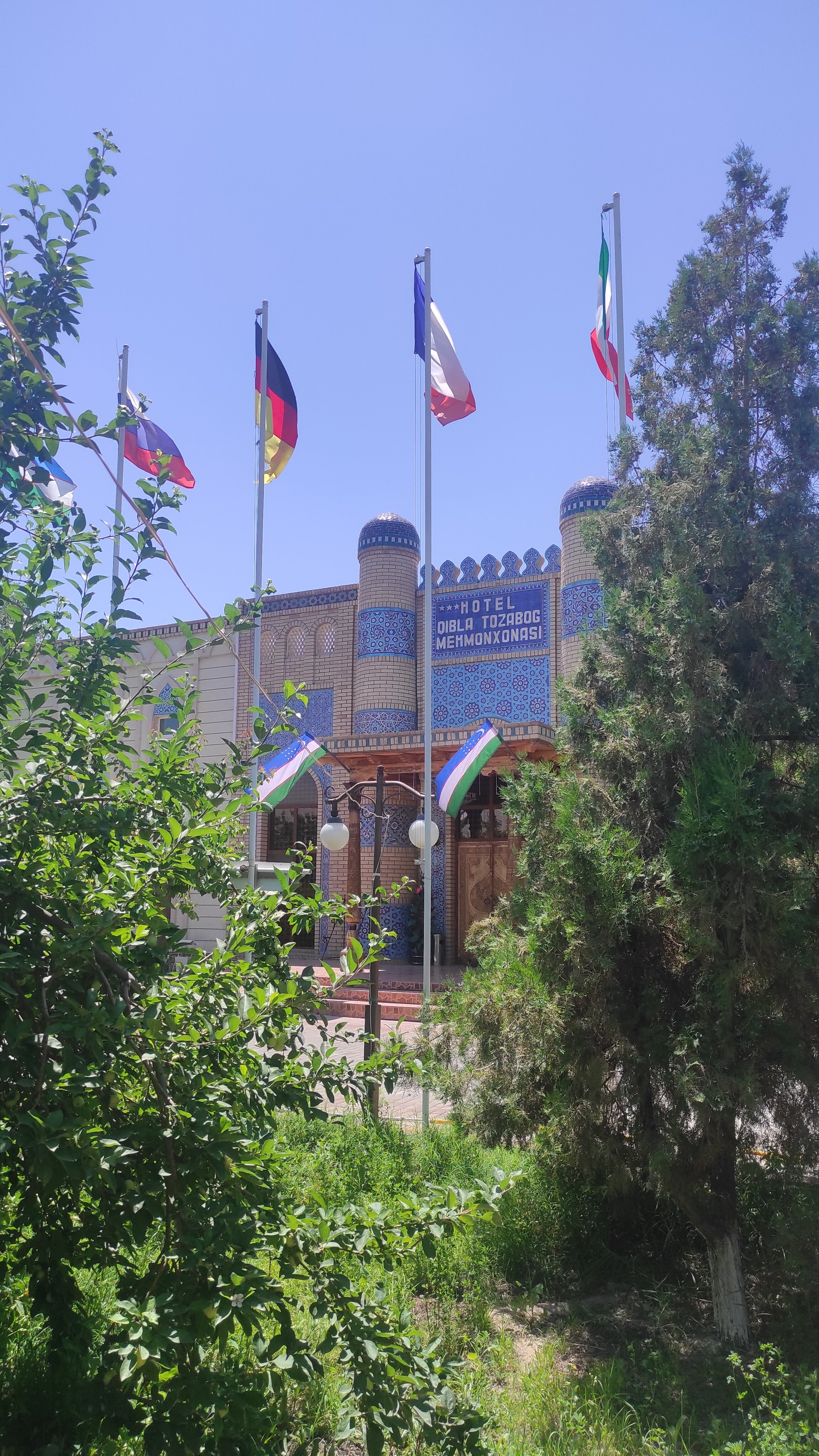 Фото Qibla Tozabog