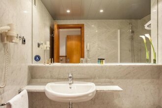 Фото Отель Onix Rambla