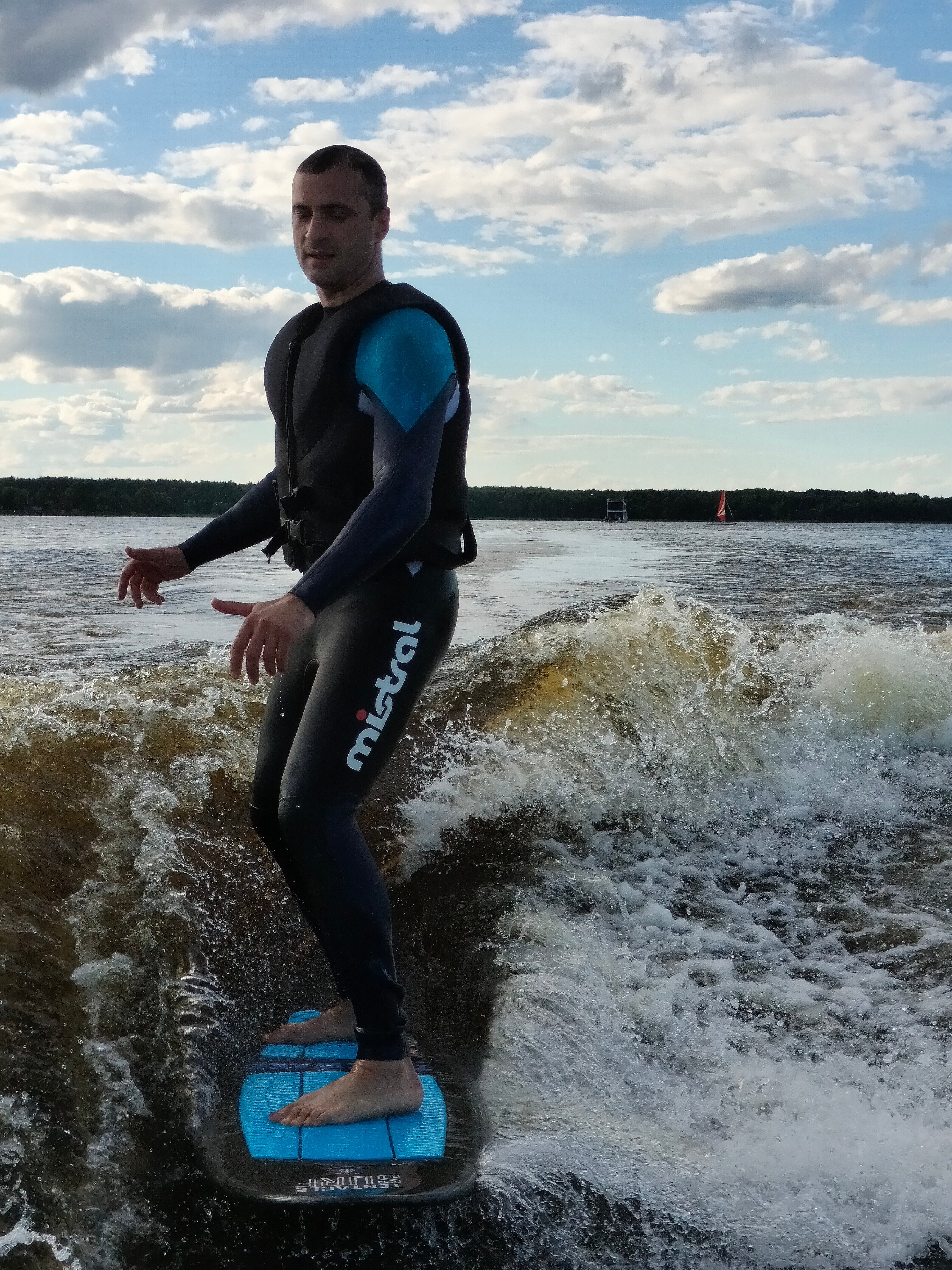 Фото Wake Hotel 1