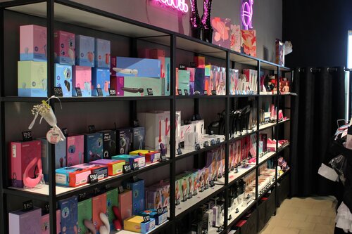 Үлкен сиськи бар аққұбалар порно