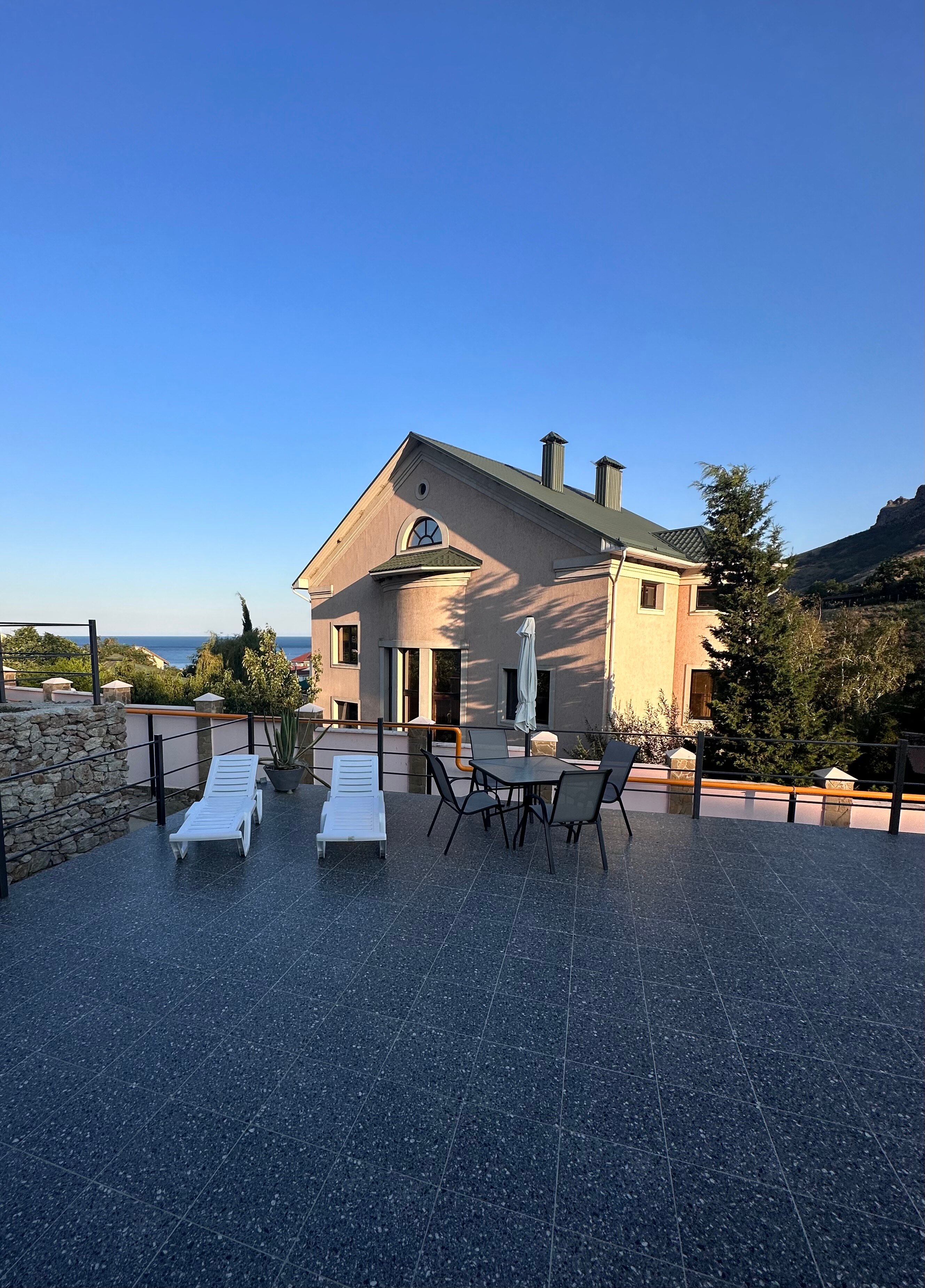 Фото Лайтхаус Коктебель