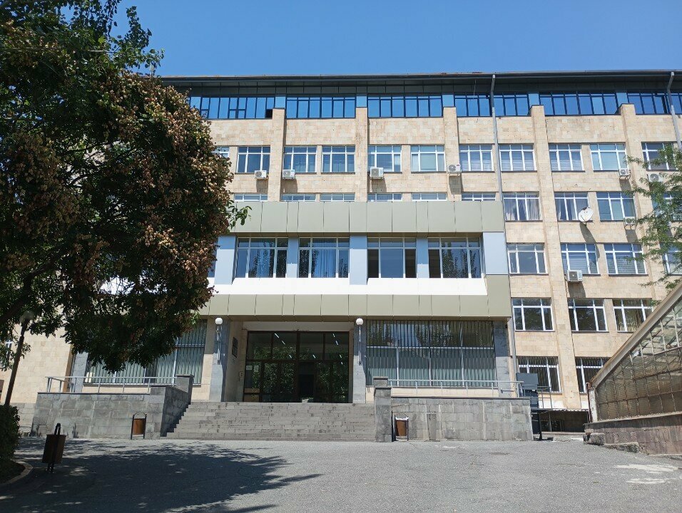 Educational center ISTC, Yerevan, photo