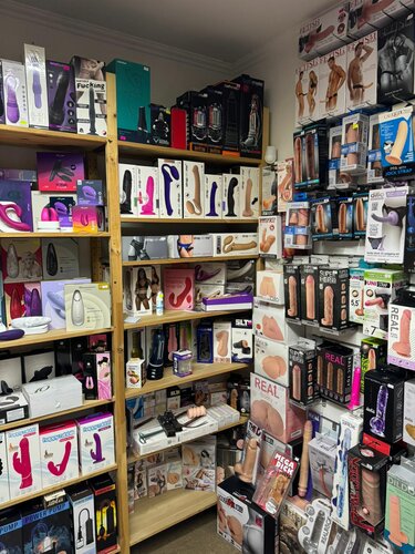 Ерлі-зайыптылар порно көріп, мастурбация жасайды