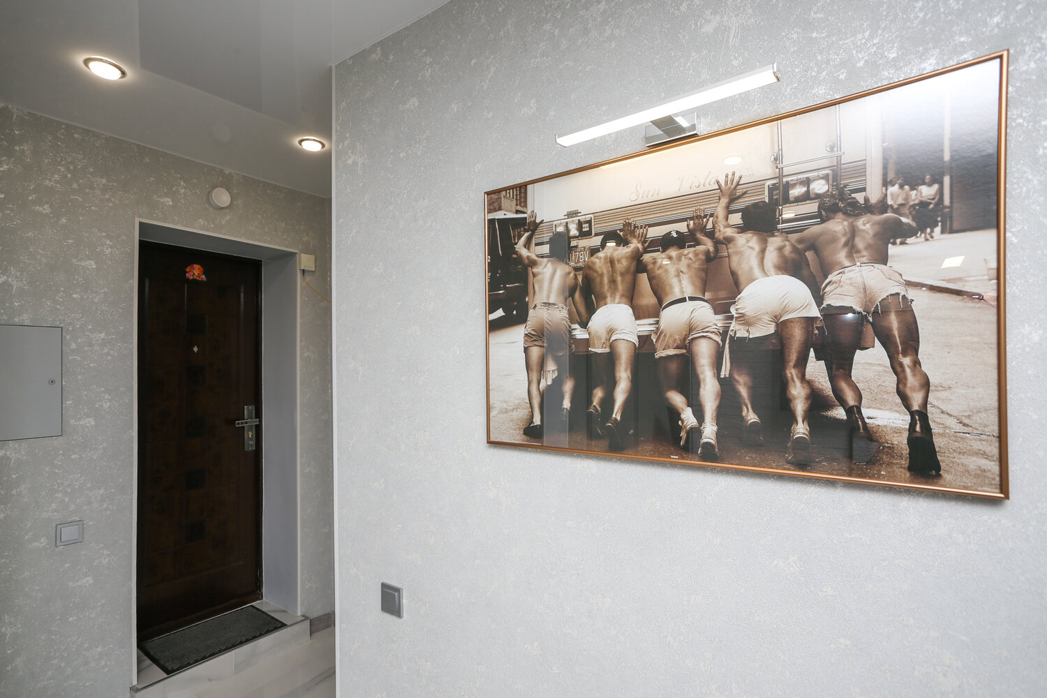 Фото Двухкомнатная квартира в самом центре