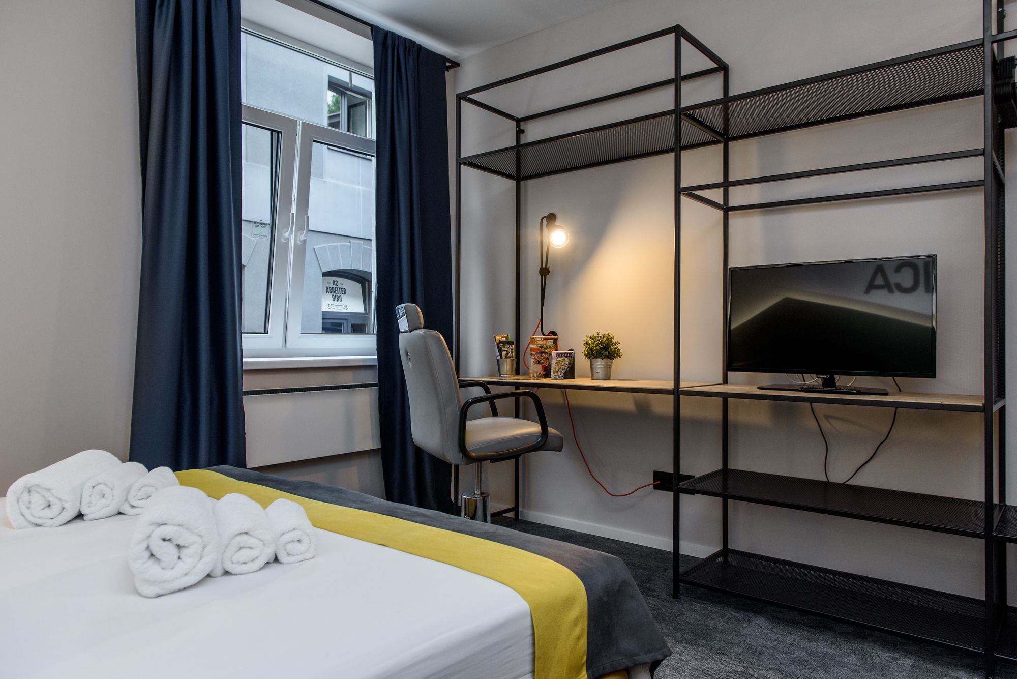 Фото Swanky Mint hostel