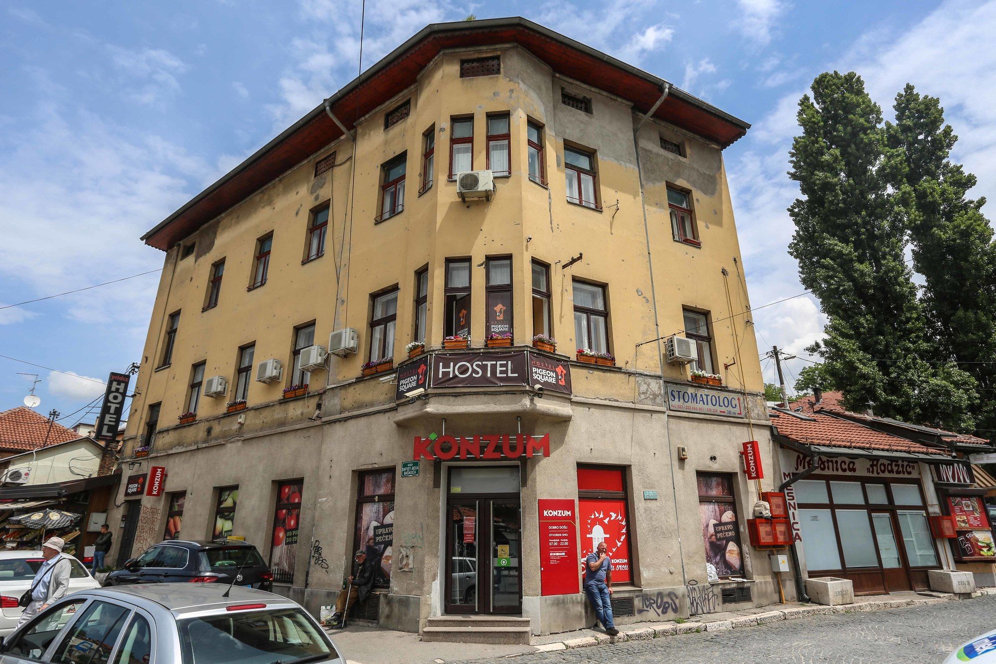 Фото отеля 1