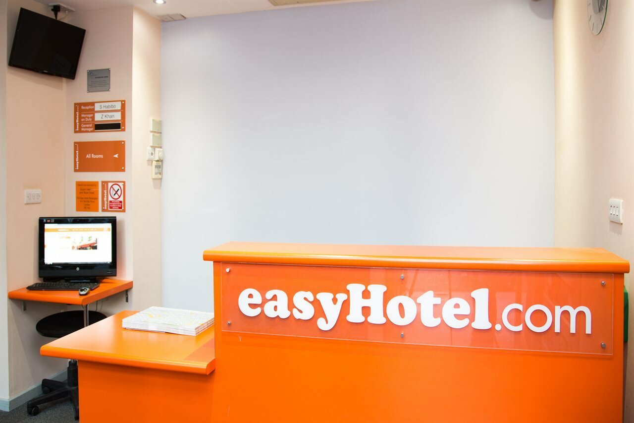 Фото EasyHotel London Victoria