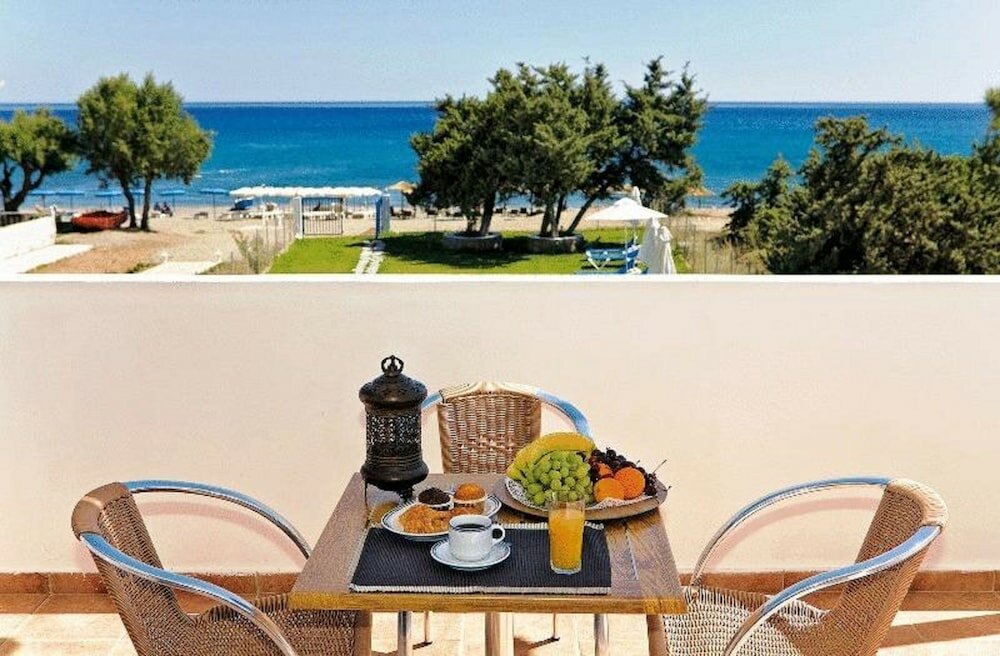 Фото Katikies Studios & Apartments