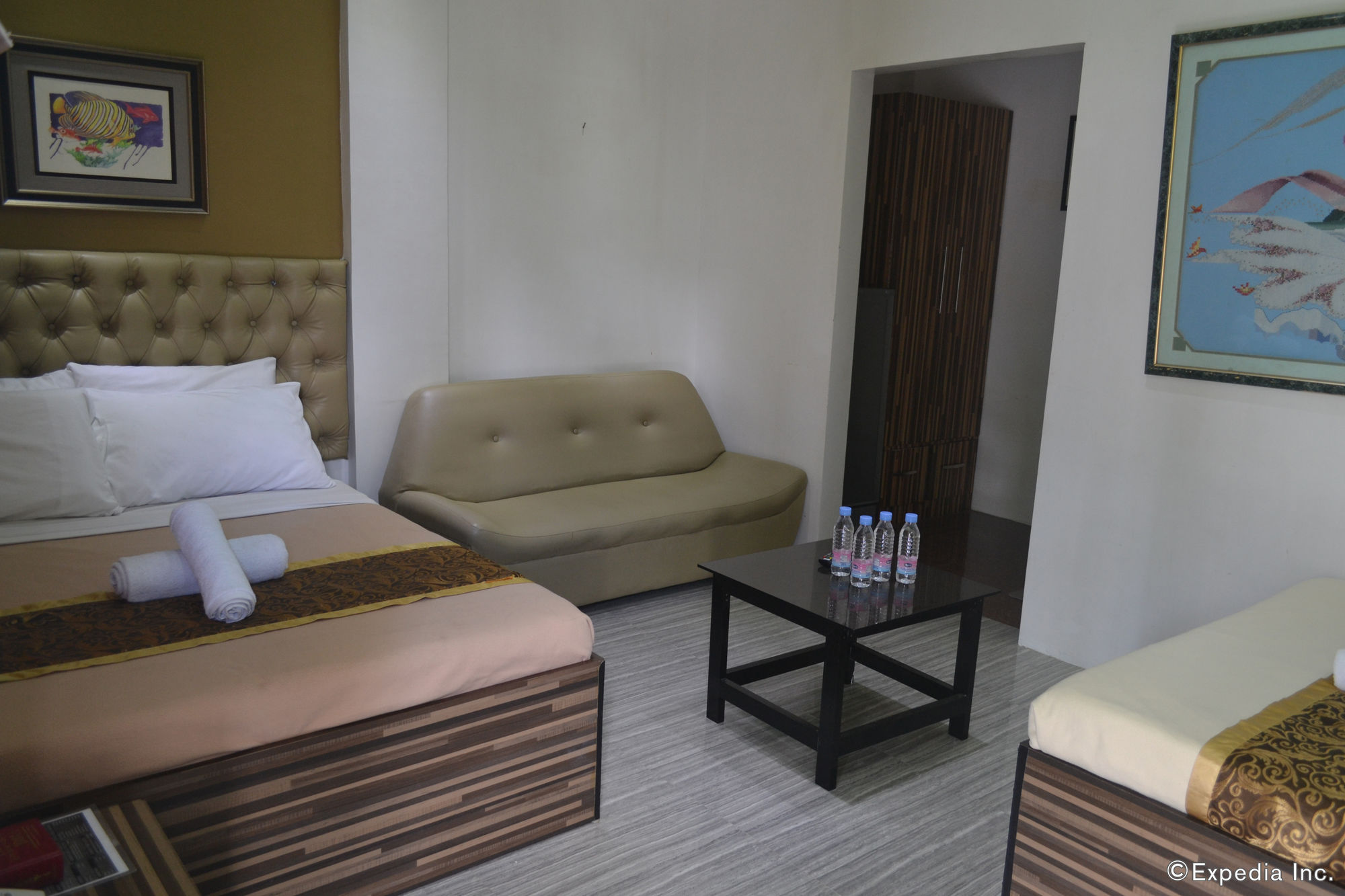 Фото Zanrock MicroHotel