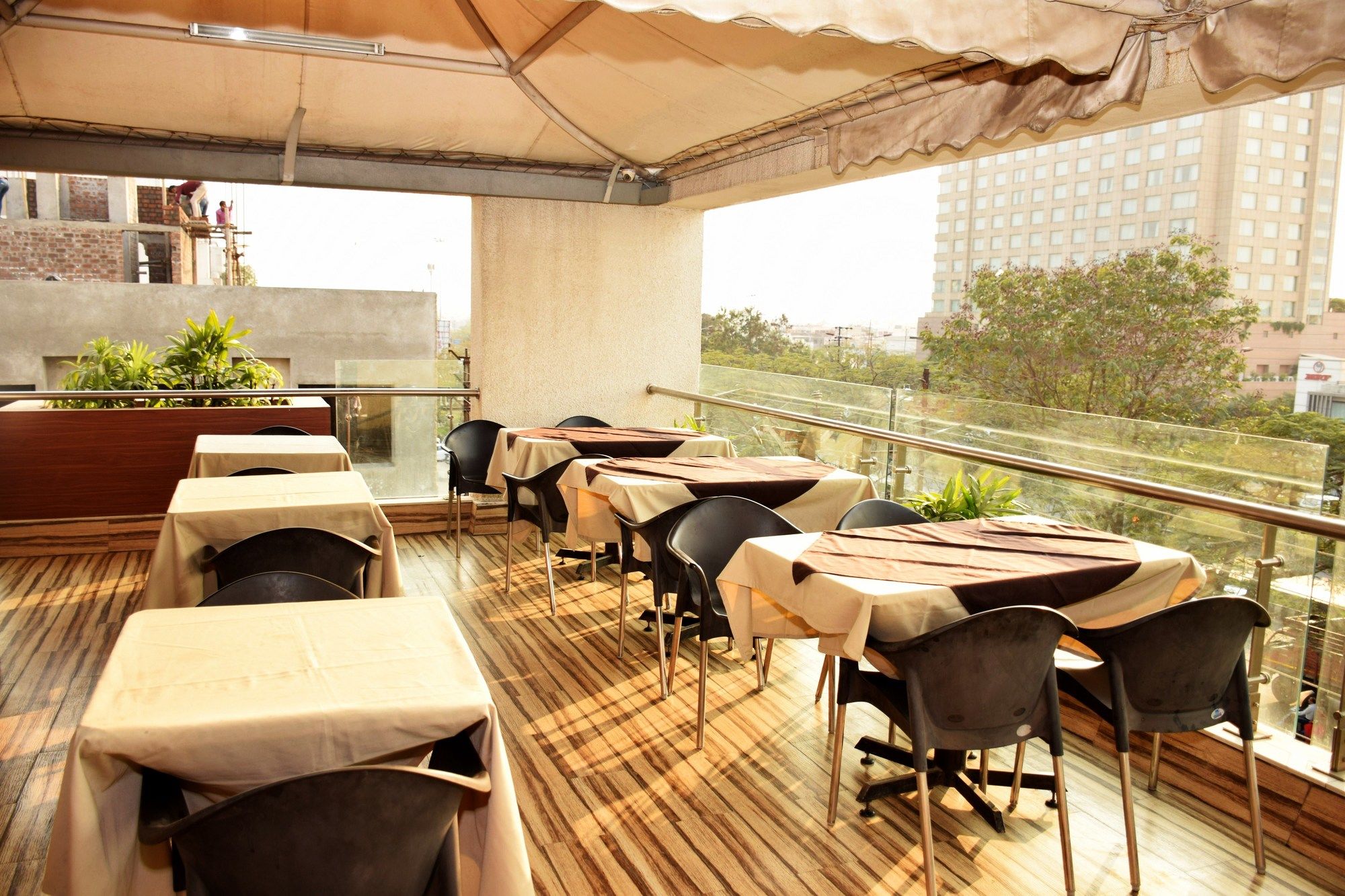 Фото Fabhotel Prime Avenue