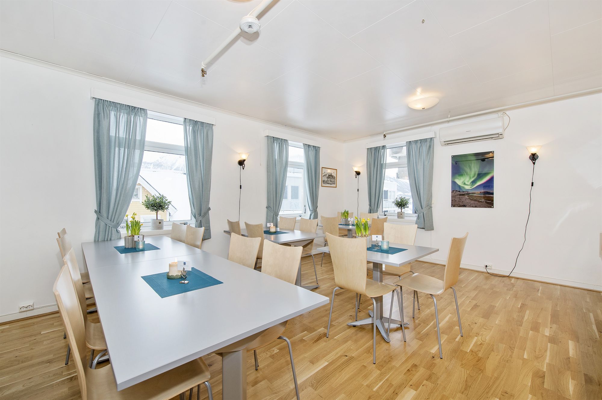 Фото Enter Backpack Hotel