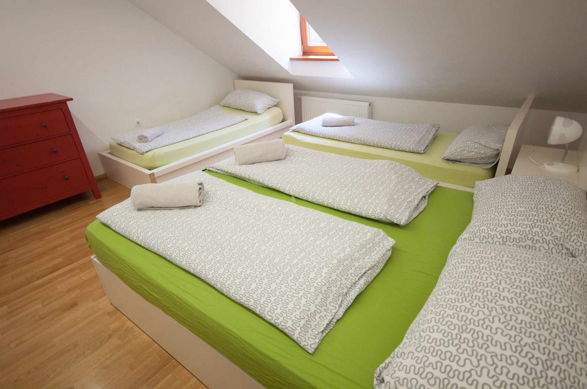 Фото Rooms Sincere 1830