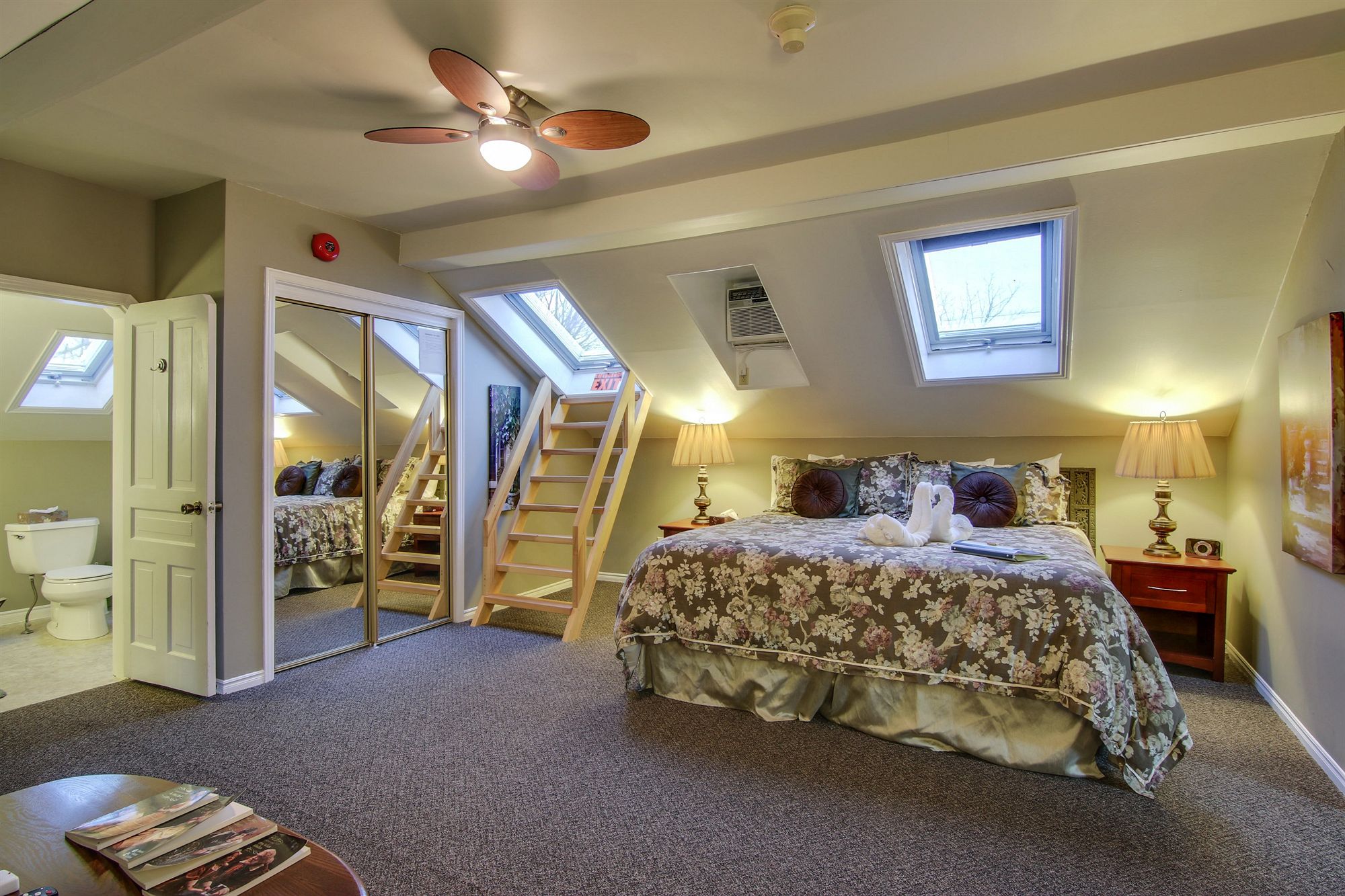 Фото Stone Maiden Inn