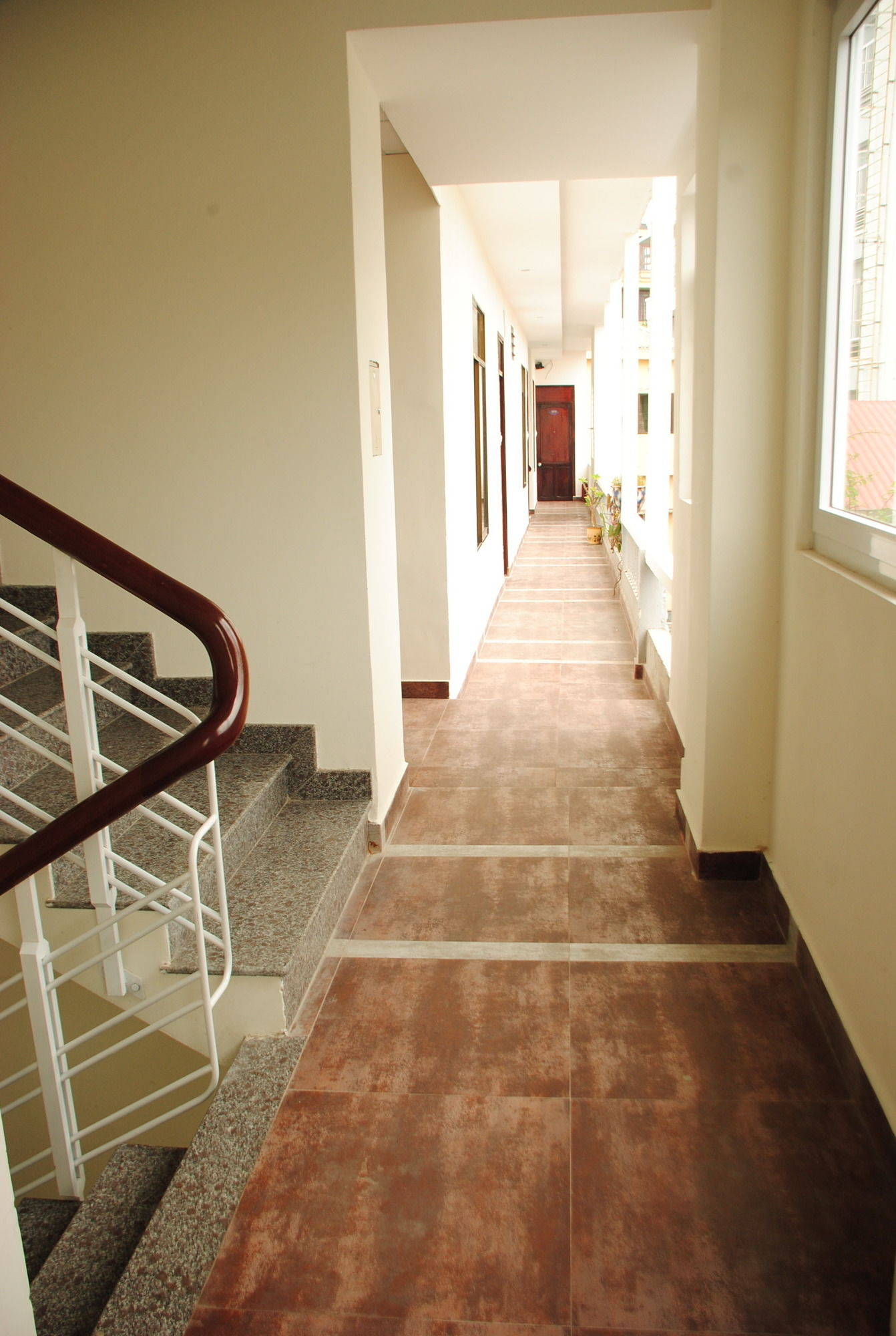 Фото Sunny B Hotel