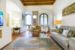 Borgo San Jacopo Apartment (Florence, Borgo San Jacopo, 6), short-term housing rental