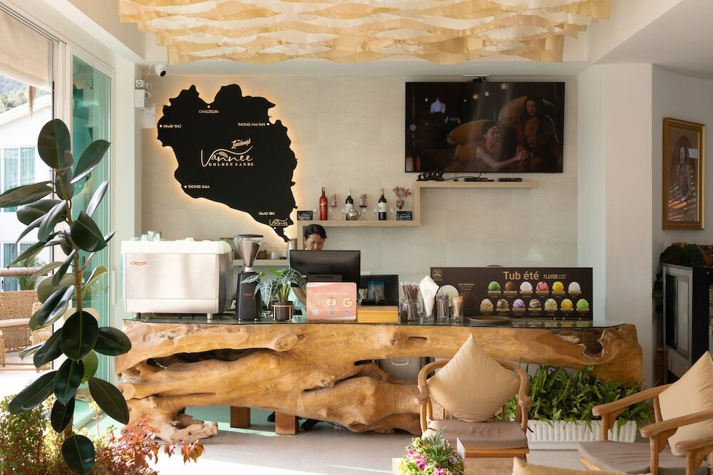 Фото Vannee Golden Sands Beachfront Resort