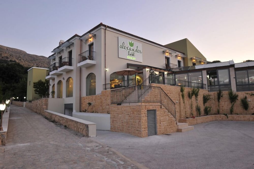 Фото Alexander Mountain Resort